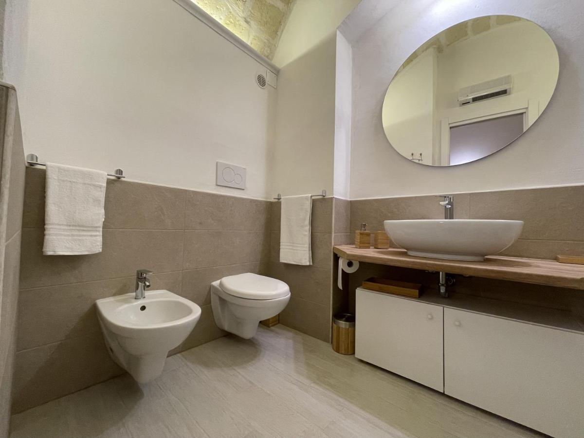Апартаменты La Perla Del Borgo Таранто Экстерьер фото