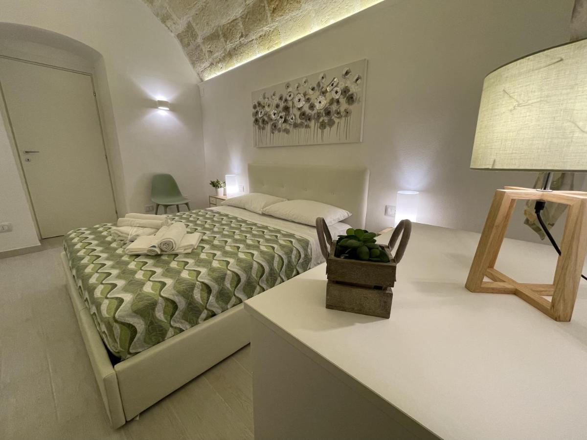 Апартаменты La Perla Del Borgo Таранто Экстерьер фото