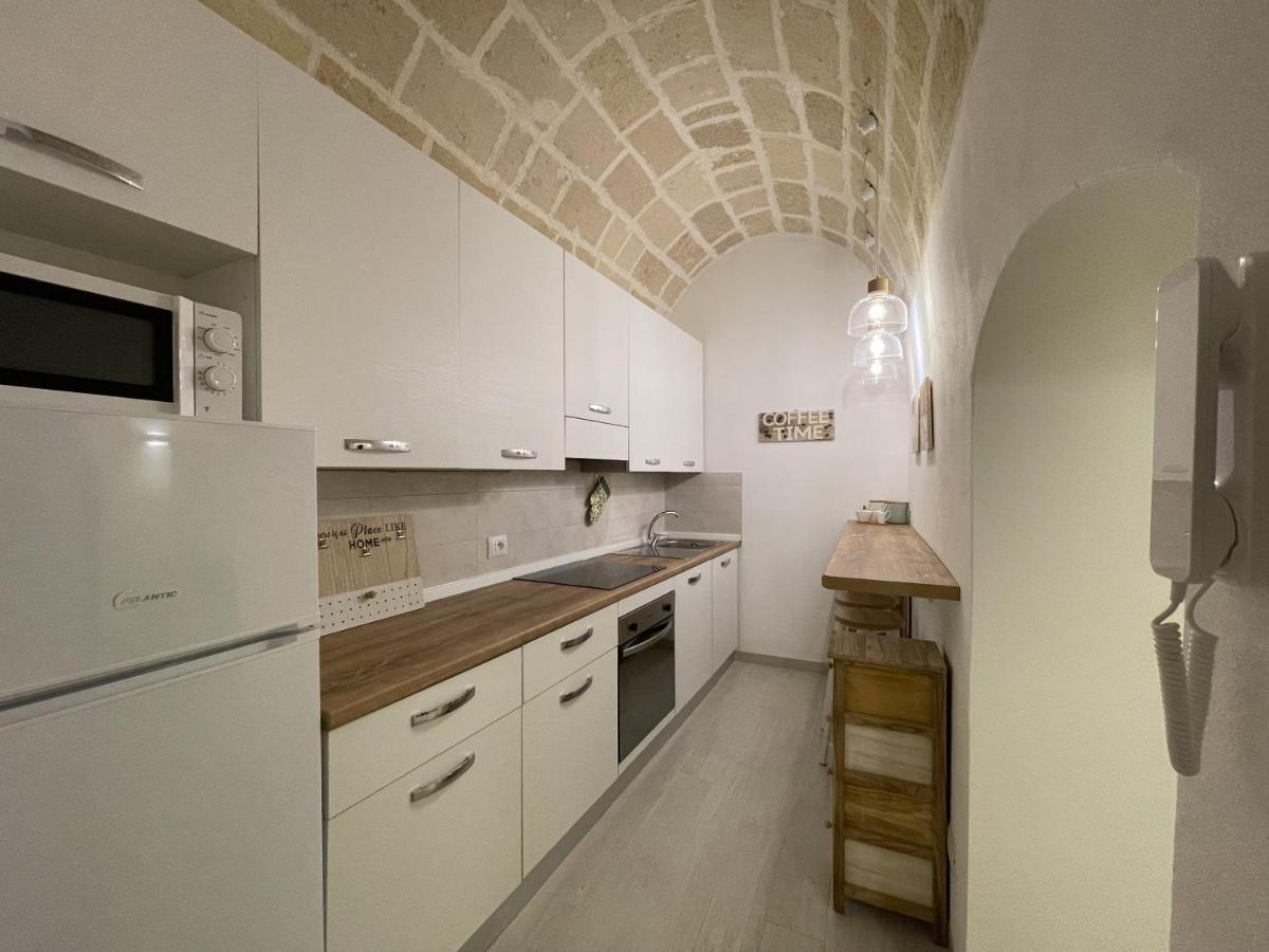 Апартаменты La Perla Del Borgo Таранто Экстерьер фото
