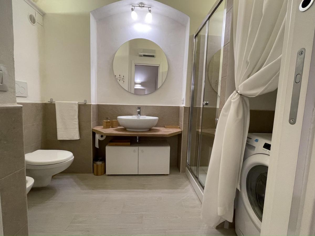 Апартаменты La Perla Del Borgo Таранто Экстерьер фото