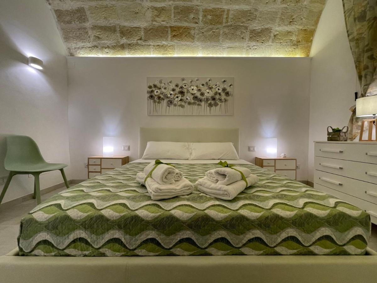 Апартаменты La Perla Del Borgo Таранто Экстерьер фото